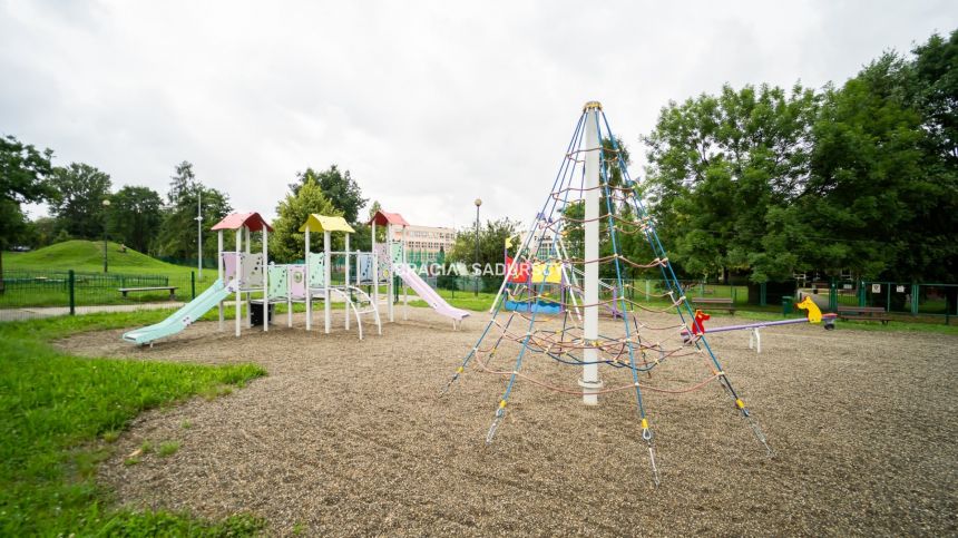 Kawalerka z windą do remontu - Telimeny miniaturka 13