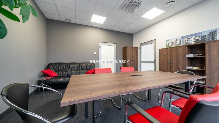Lokal parterowy o powierzchni 65,51 m², Zakrzówek miniaturka 12