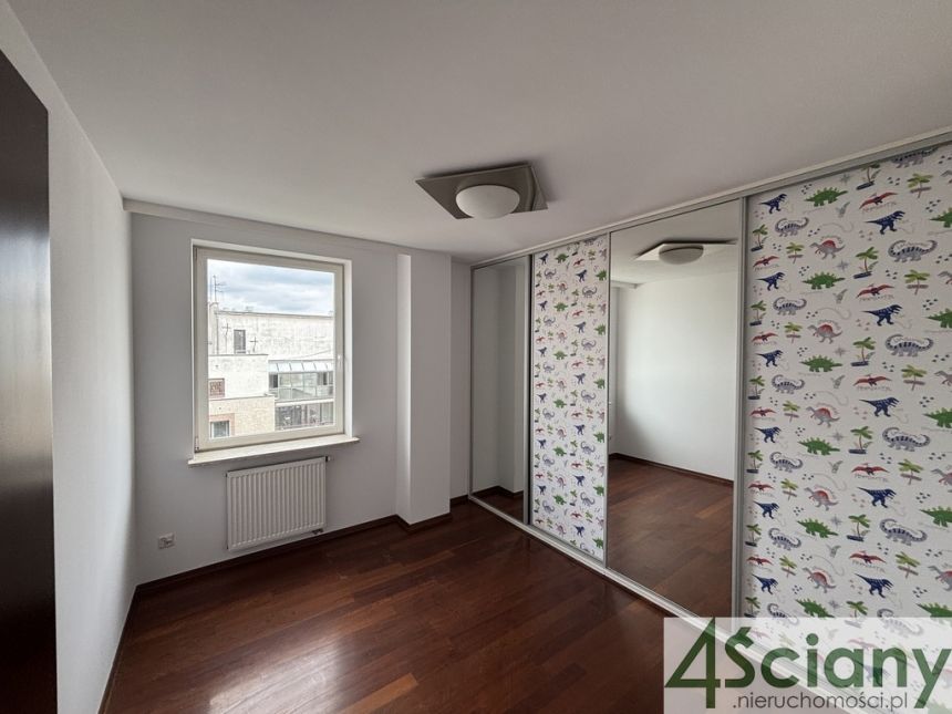 Komfortowy 4-pokojowy apartament na Woli miniaturka 10