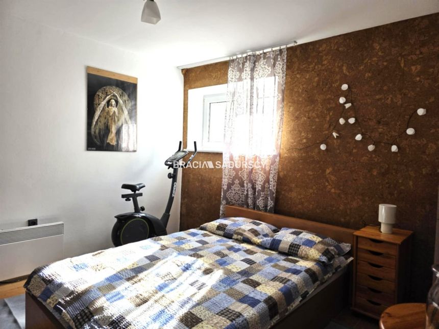Kameralne mieszkanie 2 pokojowe w centrum miniaturka 3