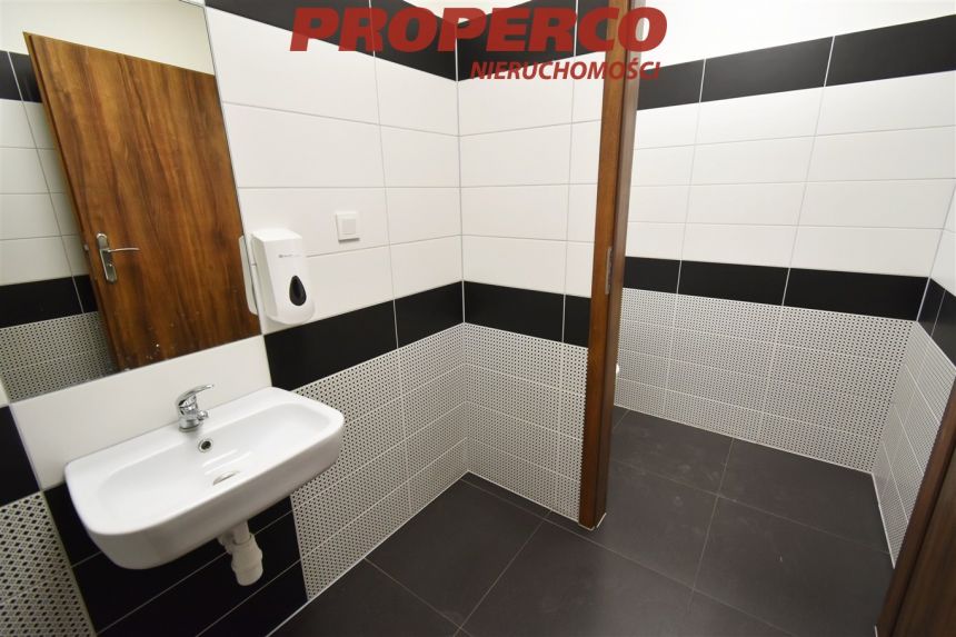 Pow. biurowo-usługowa 150 m2(8lokali), Robotnicza miniaturka 16