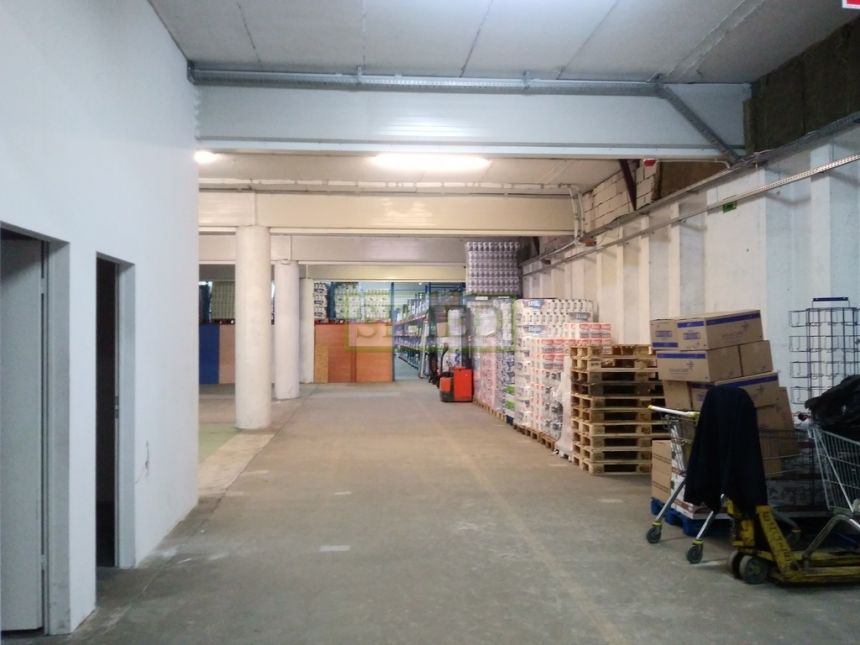 Magazyn suchy,ogrzewany ,dostęp24h ,ochrona,rampa miniaturka 3