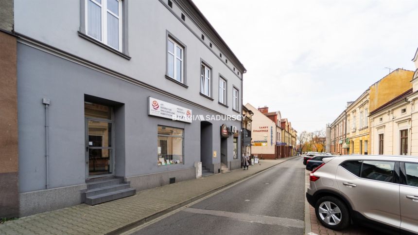 Mieszkanie z garażem, lokalem handlowym i piwnicą. miniaturka 19