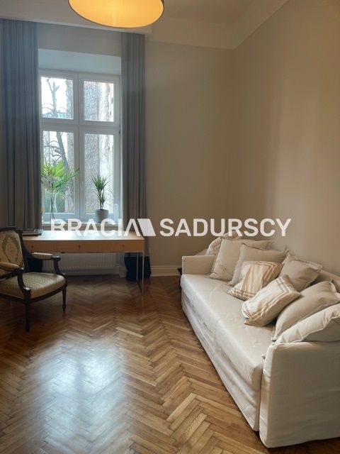 Wyjątkowy apartament w sercu Krakowa! miniaturka 15