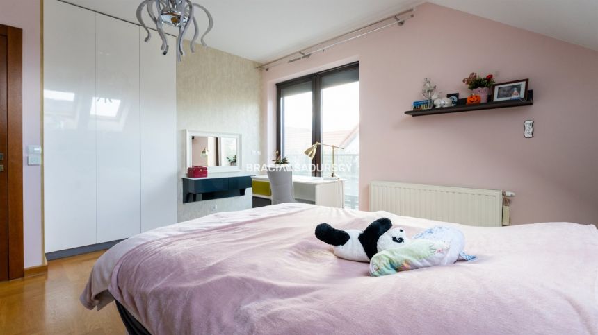 Centrum, Pychowice, zielona okolica, dom 7 pokoi miniaturka 34