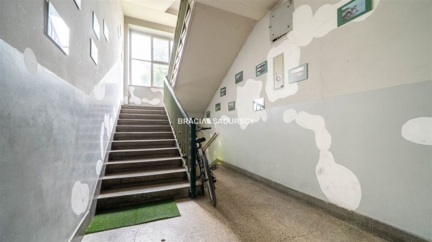 Dębniki - kamienica z możl. rozbudowy (476m2 PUM) miniaturka 33