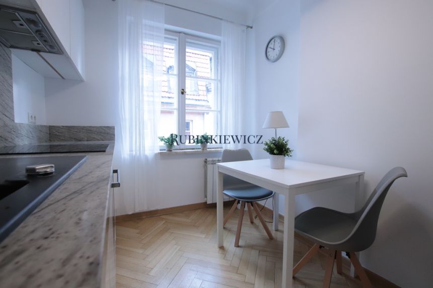 Lux Stare Miasto ul. Senatorska 2 pokoje 51 m2 miniaturka 15