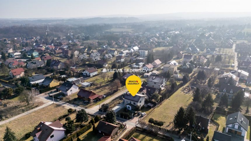 3 pok z ogródkiem - Śledziejowice. miniaturka 30