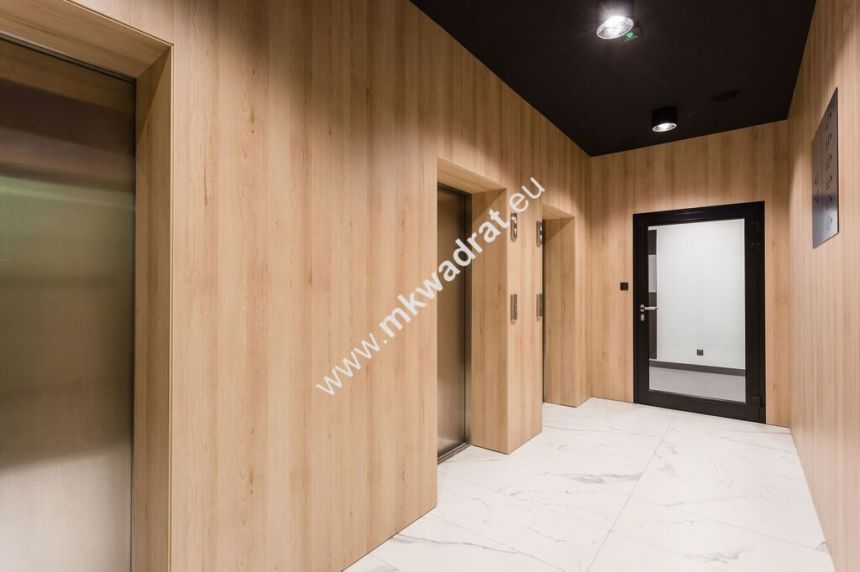 Nowoczesne biuro 141 m2, Warszawa-Wola - zdjęcie 1