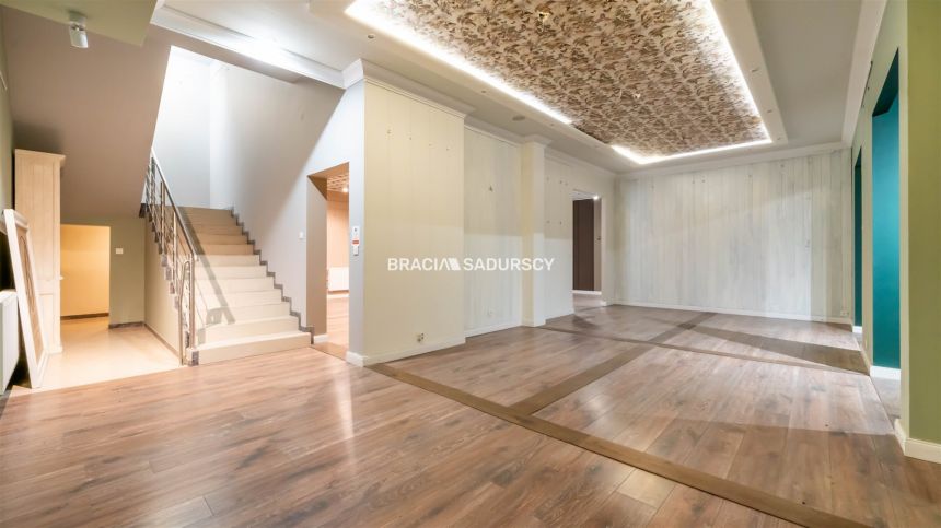 Lokal użytkowy- 340m2, rejon ul. Zakopiańskiej miniaturka 19