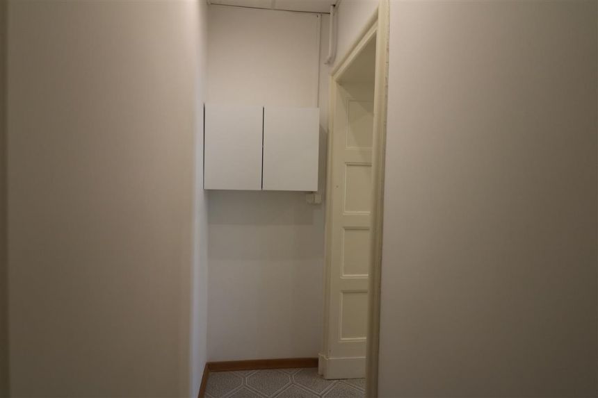 Pokój biurowy w samym sercu Gdyni 15m2 -1100zł-! miniaturka 8