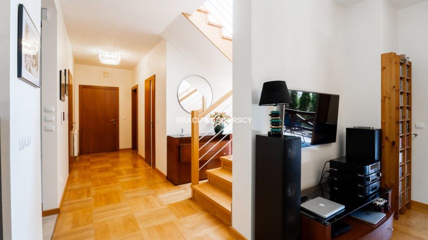 Centrum, Pychowice, zielona okolica, dom 7 pokoi miniaturka 9