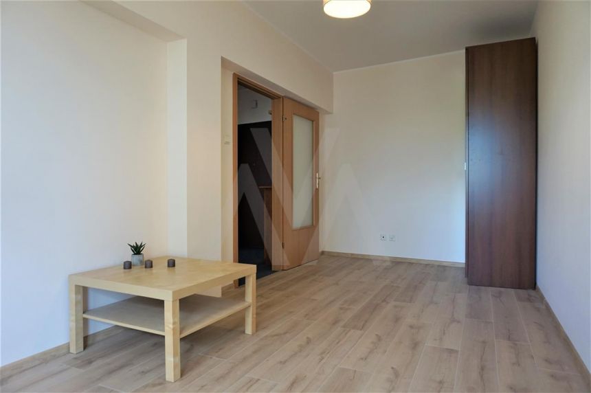2 pokoje + balkon + hala garażowa miniaturka 2