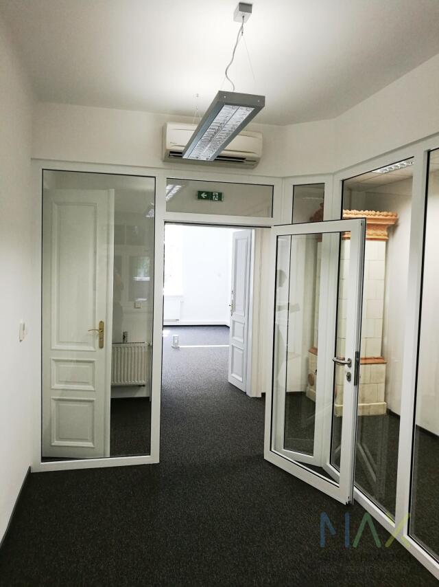 Przestronny lokal w pięknej kaminicy i miejcu miniaturka 15