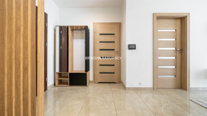 Gotowy do wejścia apartament 40m2 z parkingiem! miniaturka 23