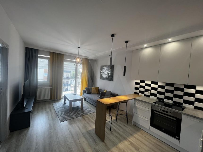 Apartament - wyposażony i umeblowany miniaturka 3