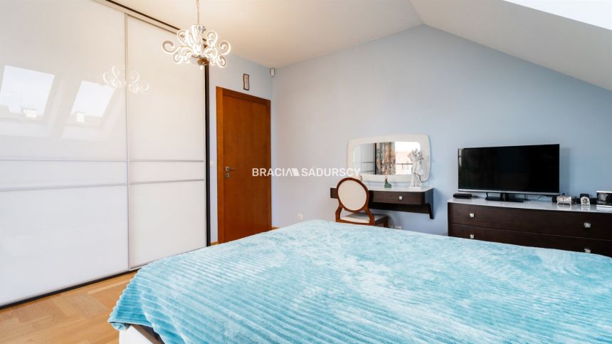 Centrum, Pychowice, zielona okolica, dom 7 pokoi miniaturka 30