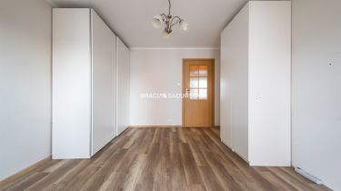 Dąbie, blisko tramwaj, 2 pokoje, balkon