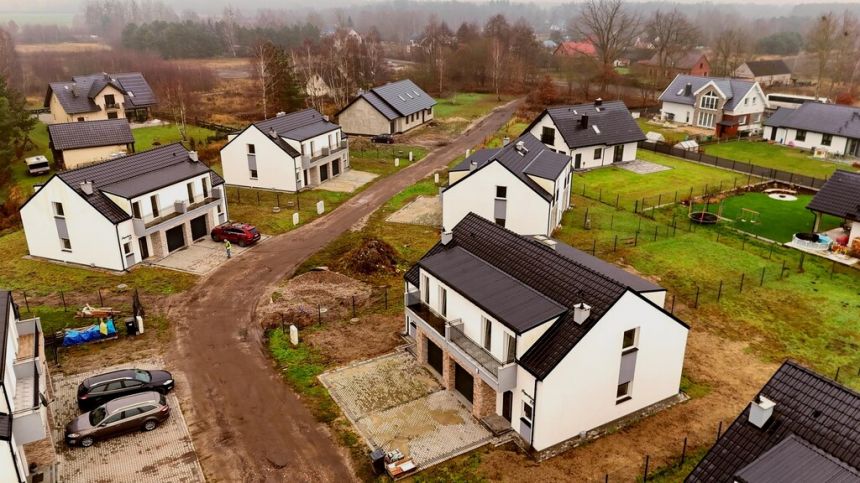 Bliźniak w stanie deweloperskim - Białuń miniaturka 11