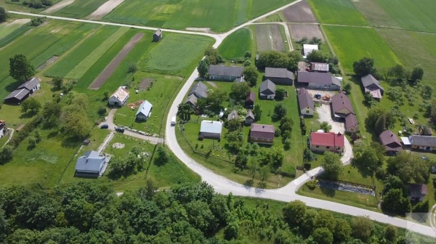 Klimatyczna nieruchomość w sercu Roztocza miniaturka 10