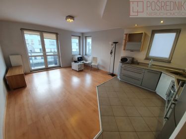 3 pokojowe, balkon, piwnica Warszewo