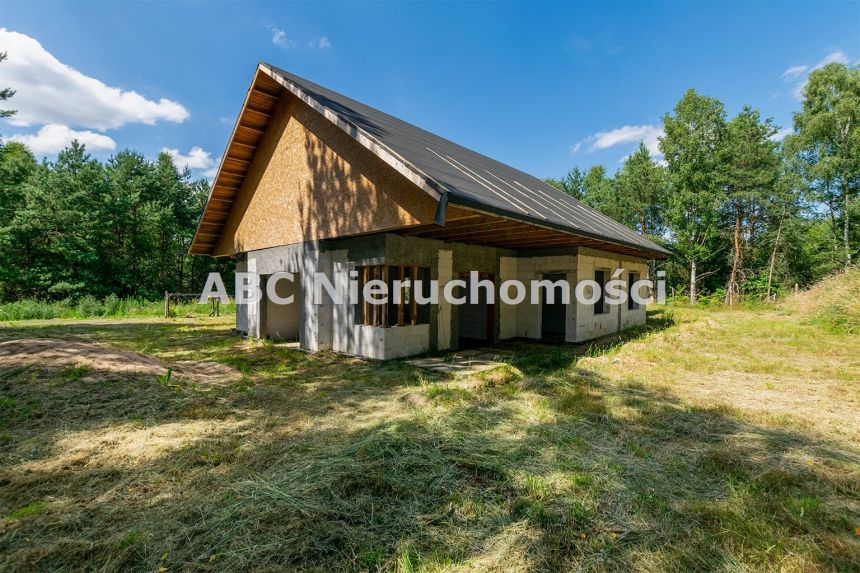 Skórka, 340 000 zł, 161.2 m2, aneks kuchenny połączony z salonem miniaturka 5