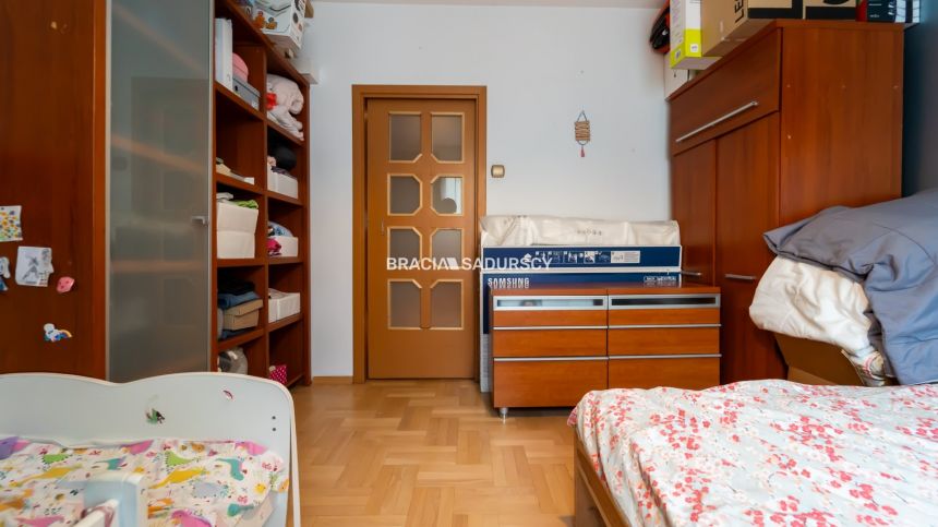 73 m², 3 pokoje, balkon, świetna lokalizacja! miniaturka 14