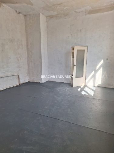 Do wynajmu/loka/pomieszczenie magazynowe