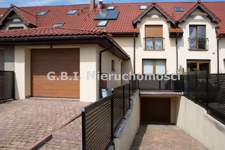 Piękny, przytulny dom na sprzedaż - Wrocław - zdjęcie 1