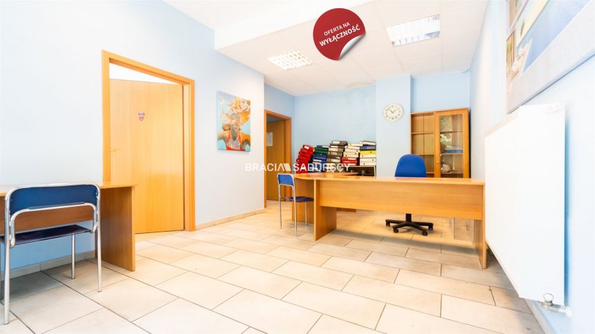 Atrakcyjny lokal użytkowy z dużym potencjałem. miniaturka 1