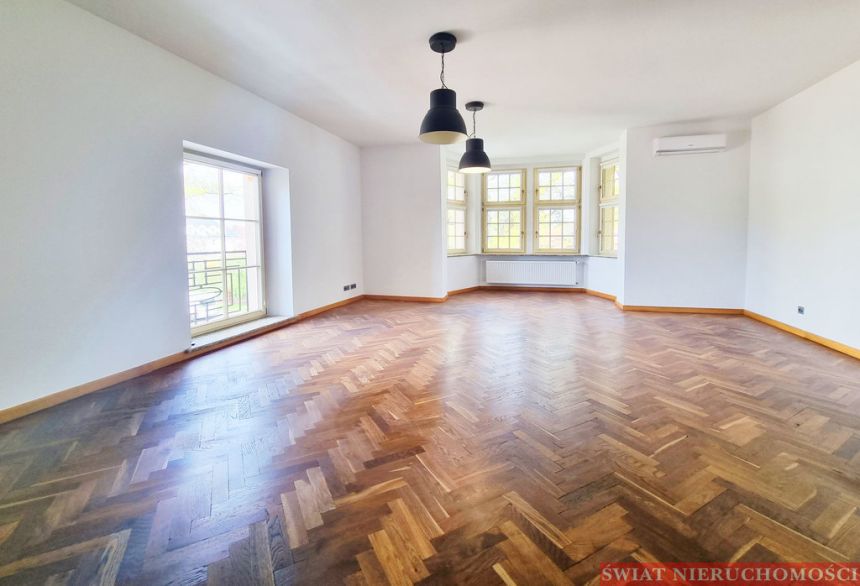 WYJĄTKOWY APARTAMENT 230 m2 w przedwojennej willi miniaturka 5