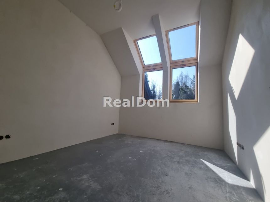 Apartament z ogrodem i parkingiem miniaturka 12