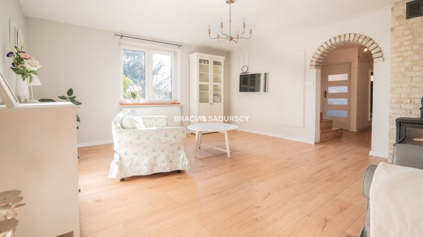 Uroczy dom 130m² z bajkowym ogrodem – Gnatowice! miniaturka 2