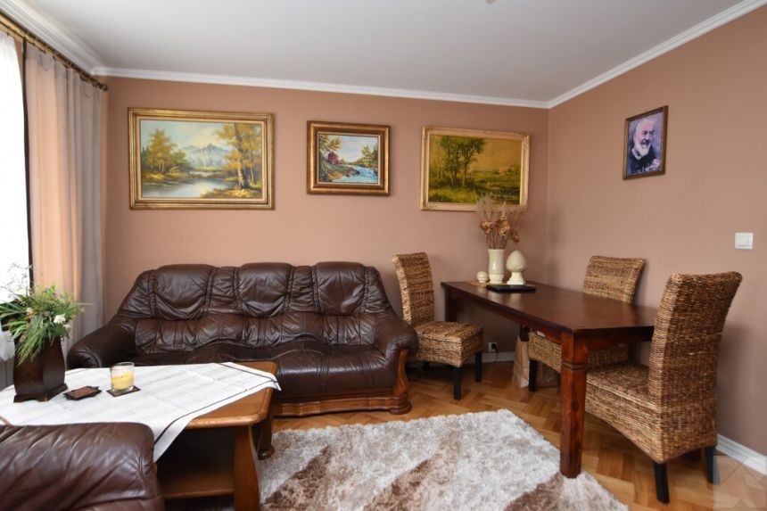 Eleganckie 3 pokojowe mieszkanie z balkonem miniaturka 3