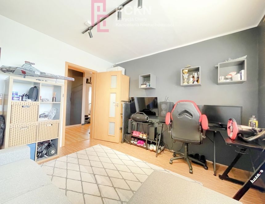 Zadbane 3 pokoje na ZWM – 10. piętro, 60 m² miniaturka 13