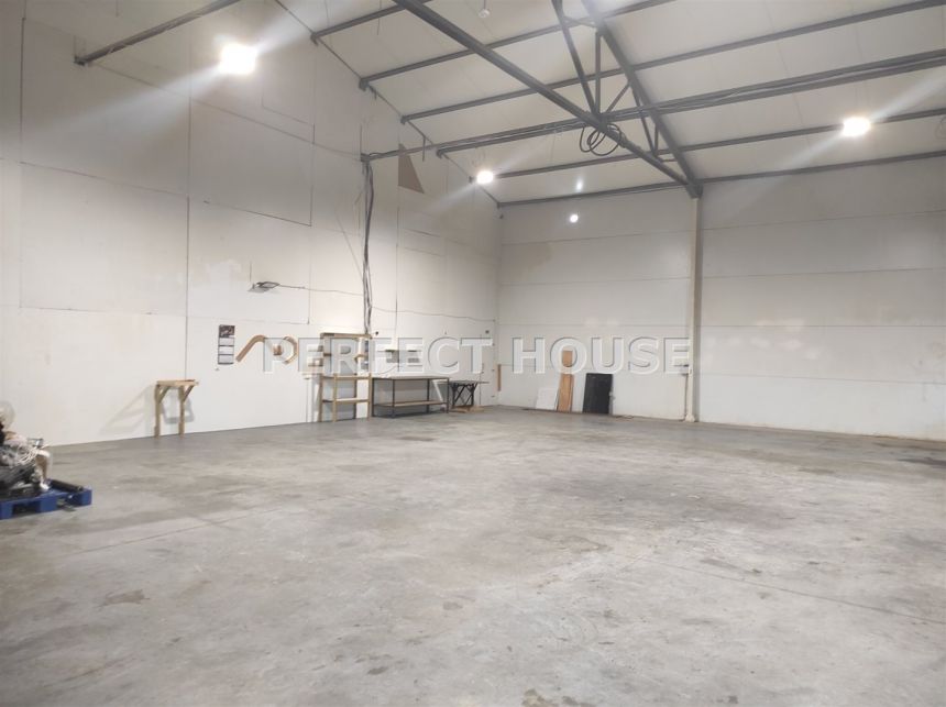 Hala 250 m2 + Biuro 20 m2 miniaturka 2
