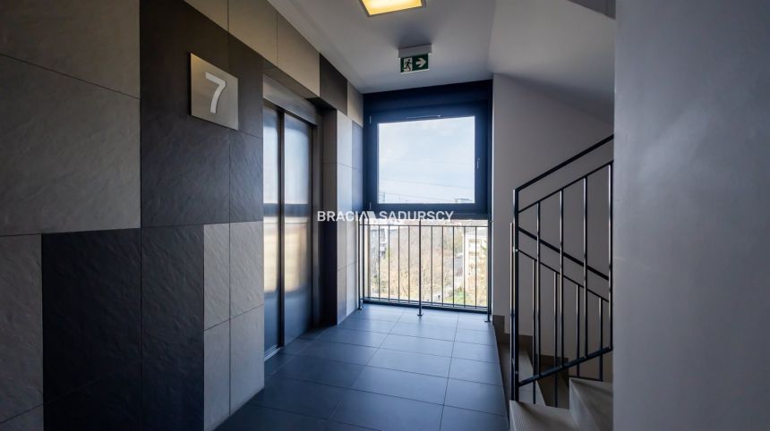 Al. 29 listopada | 2 pok. | duży balkon | nowe miniaturka 39