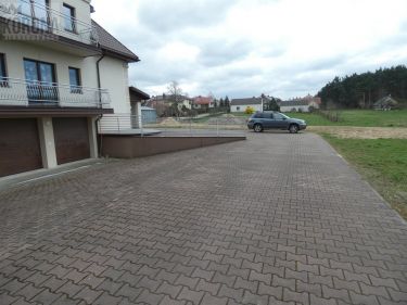 Lokal 100m2 z dużym placem do wynajęcia