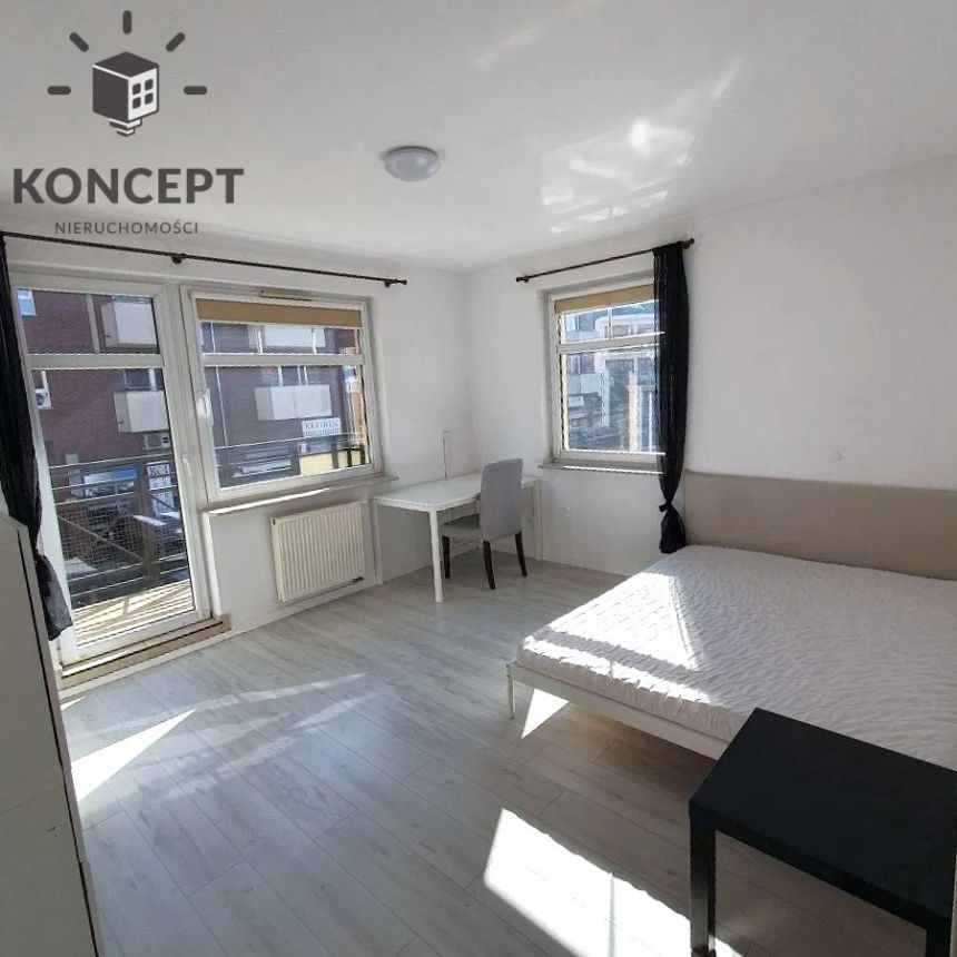 Przytulne mieszkanie 4 pok. | Balkon | Krzyki miniaturka 2