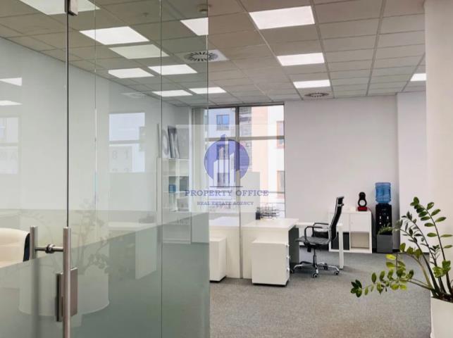Mokotów: biuro 139,12 m2 miniaturka 2