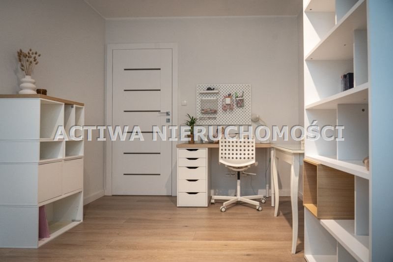 Trzebnica, 1 050 000 zł, 115.82 m2, z miejscem postojowym miniaturka 10