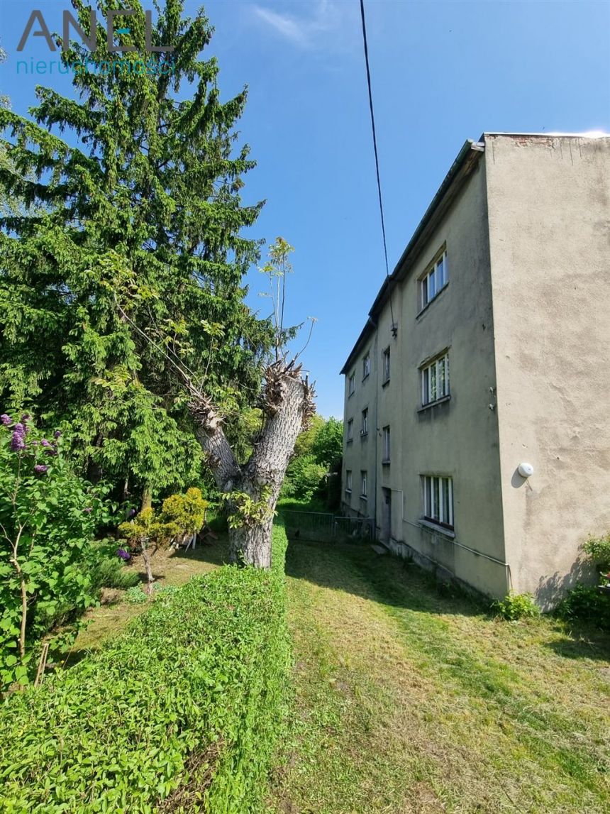 Dom wolnostojący 262m2 plus działka 2572m2 miniaturka 3