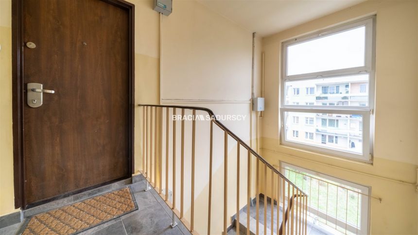 Kraków Os. Tysiąclecia Mieszkanie 47 m2 Umeblowane miniaturka 26