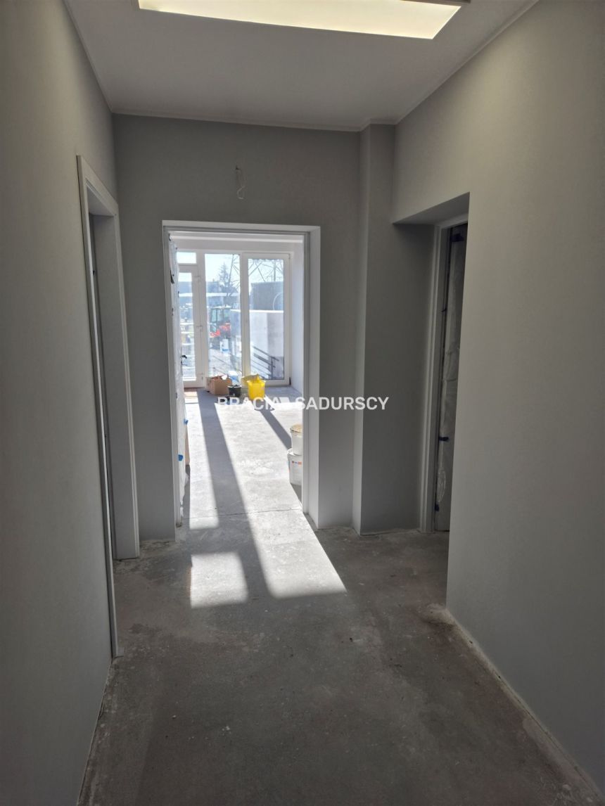 Wolnostojący obiekt biurowy- 300m2!!! miniaturka 22