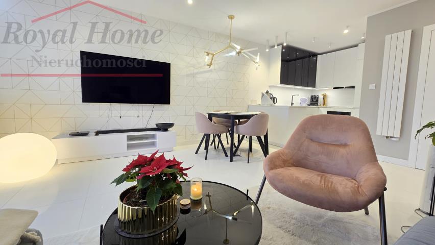 Nowoczesne, w wysokim standardzie 3 pok z balkonem. miniaturka 2