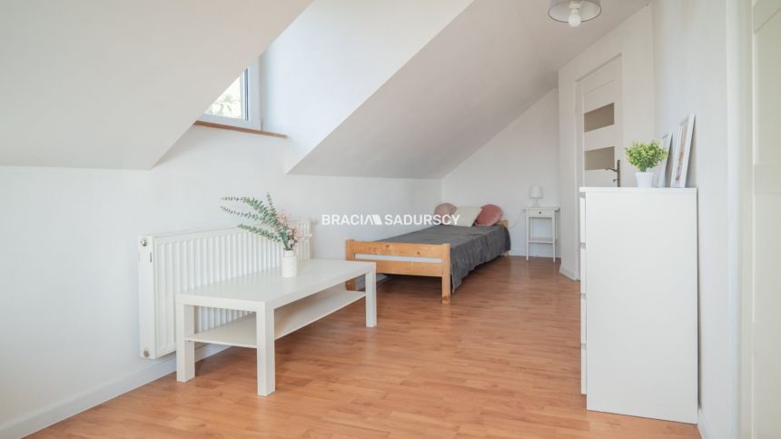 Uroczy dom 130m² z bajkowym ogrodem – Gnatowice! miniaturka 17