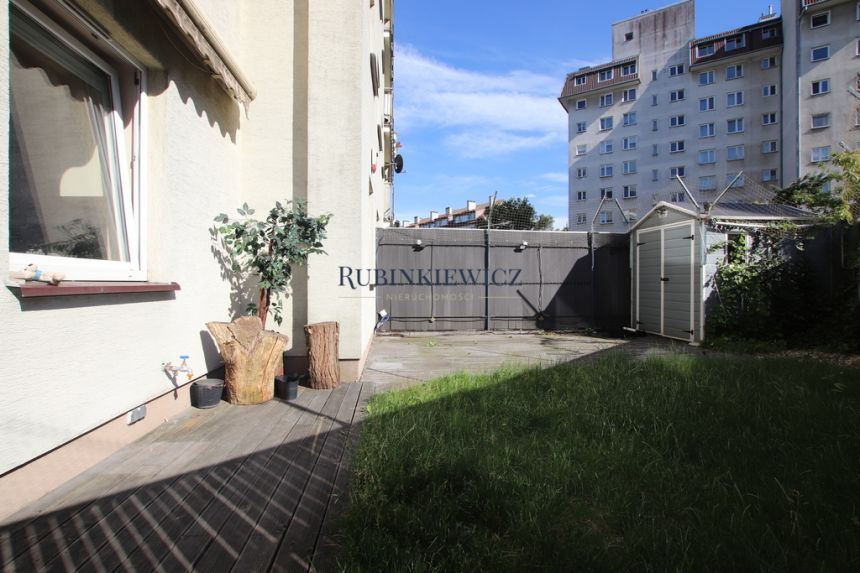UL. DĘBICKA TUŻ PRZY STACJI METRA, TARAS 40 M2 miniaturka 2