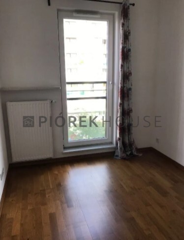 4-pokojowe mieszkanie z balkonem na Żoliborzu miniaturka 9
