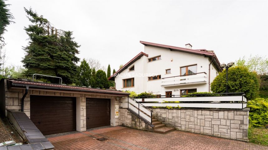 Atrakcyjny dom z działką 1760m2 w Bochni miniaturka 2