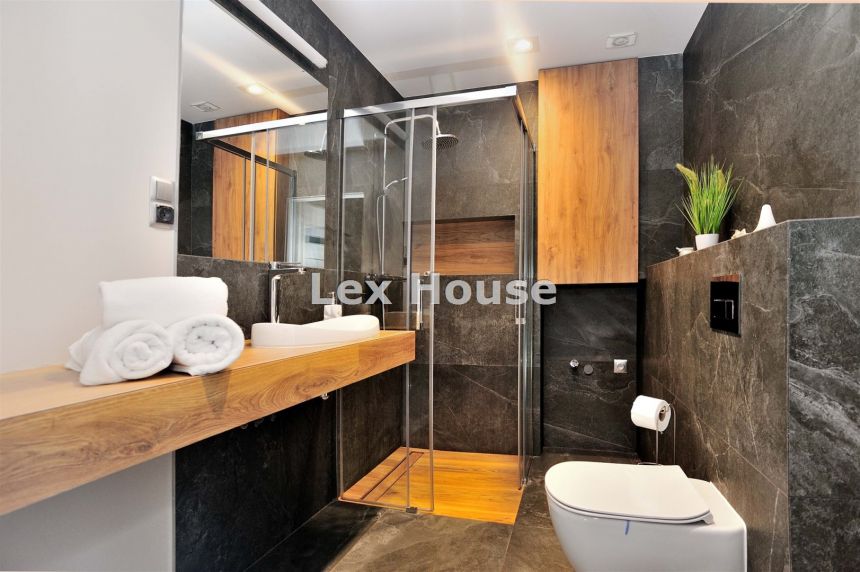 Sprzedam komfortowy apartament w Pobierowie. miniaturka 23